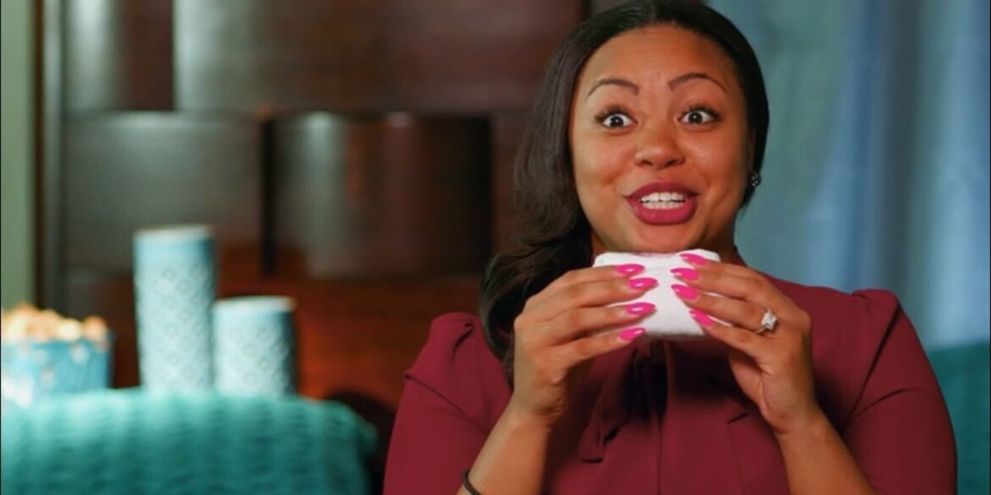 Keyshia from My Strange Addiction holding a dirty diaper in her confessional
