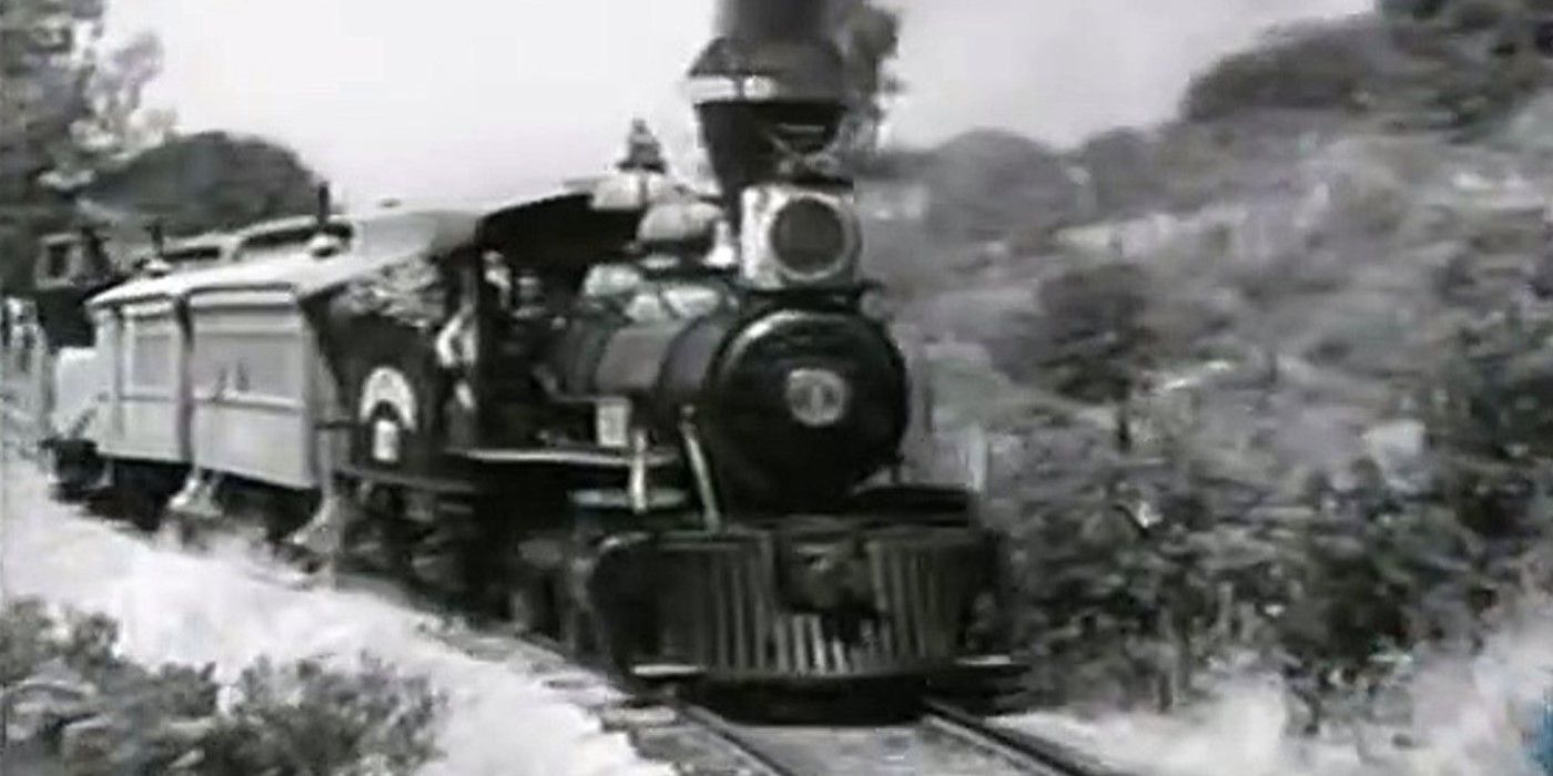 Shot of the "Cannonball Express" (Sierra No.3) driving down the track in 'Casey Jones'