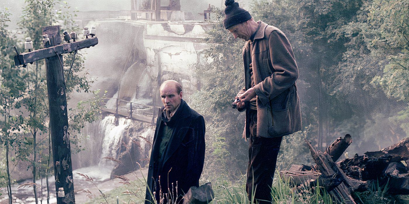 Two men walking in Stalker