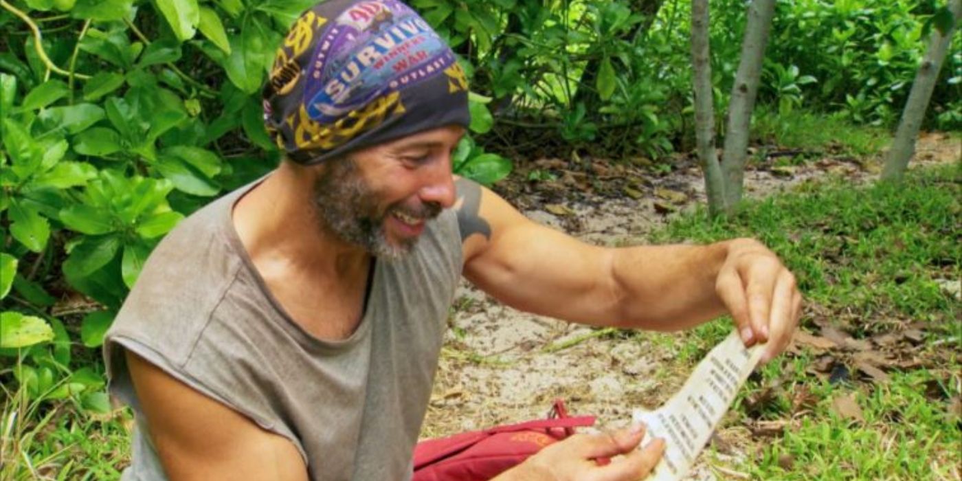 Tony Vlachos receives the extortion advantage on &lsquo;Survivor: Winners at War.'