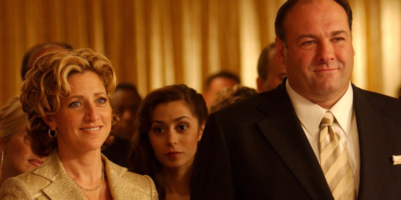 James Gandolfini and Edie Falco at a wedding in &lsquo;The Sopranos&rsquo;.