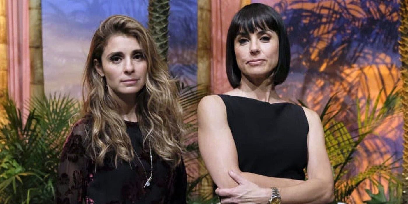 Shiri Appleby and Constance Zimmer in UnREAL