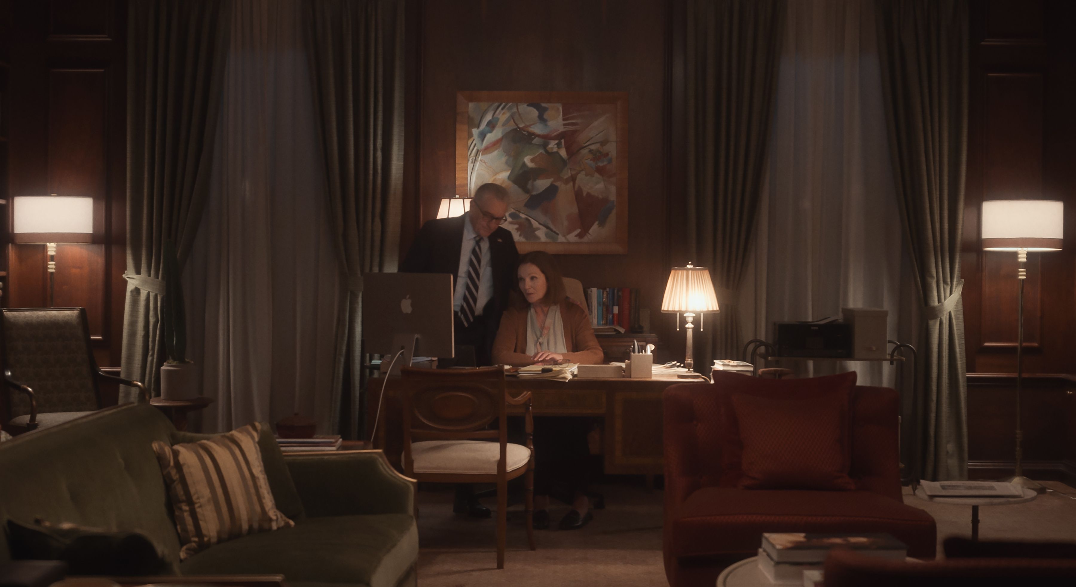 Robert De Niro and Joan Allen in &lsquo;Zero Day&rsquo;