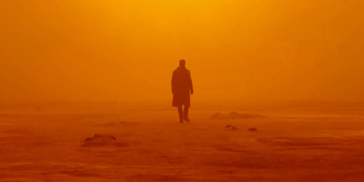 Agent K walks in a barren desert in Blade Runner 2049