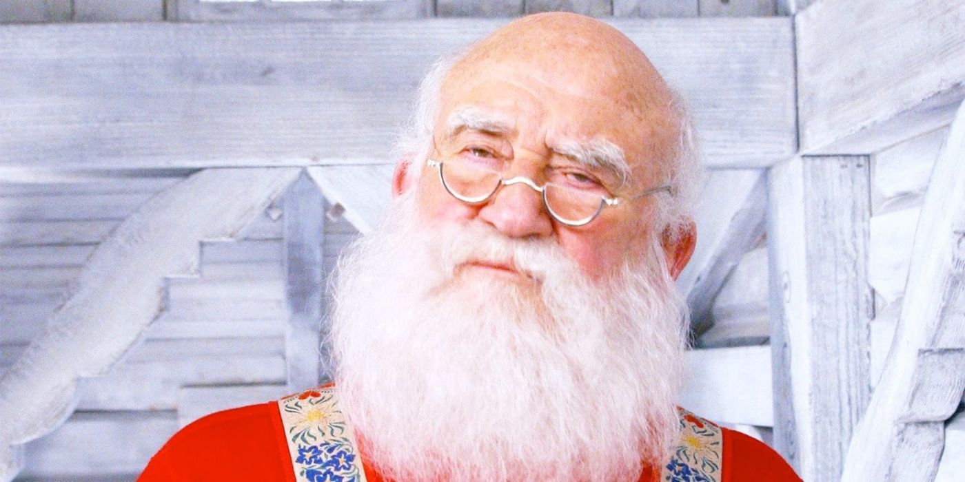 Ed Asner as Santa Claus in 'Elf'