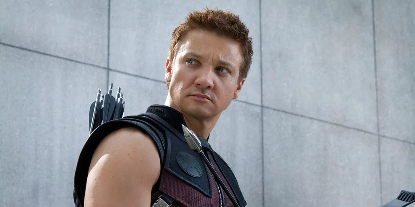 Hawkeye sneering on a rooftop in The Avengers.