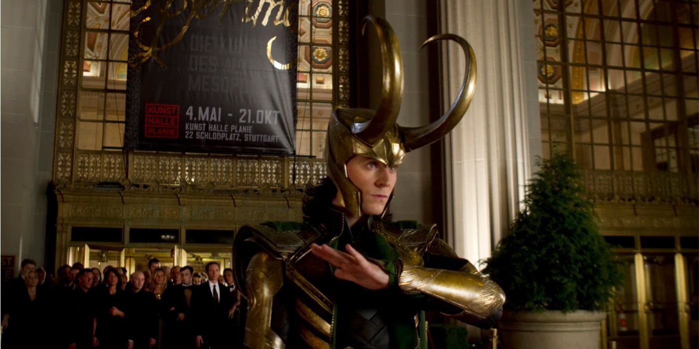 Loki standing before a crowd in Stuttgart in The Avengers