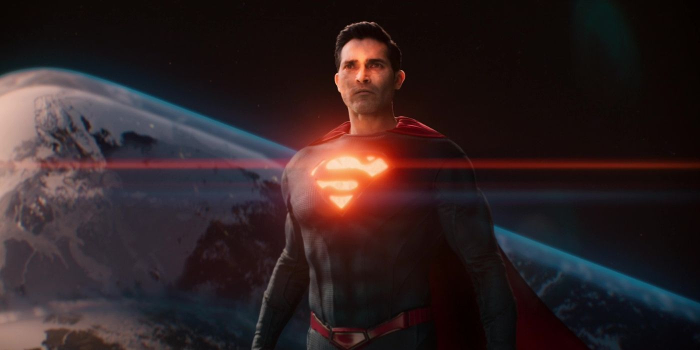An overpowered, glowing Superman in space in Superman &amp; Lois