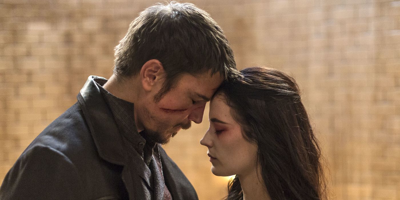 Ethan Chandler (Josh Hartnett) leaning his forehead against the forehead of Vanessa Ives (Eva Green) in Penny Dreadful