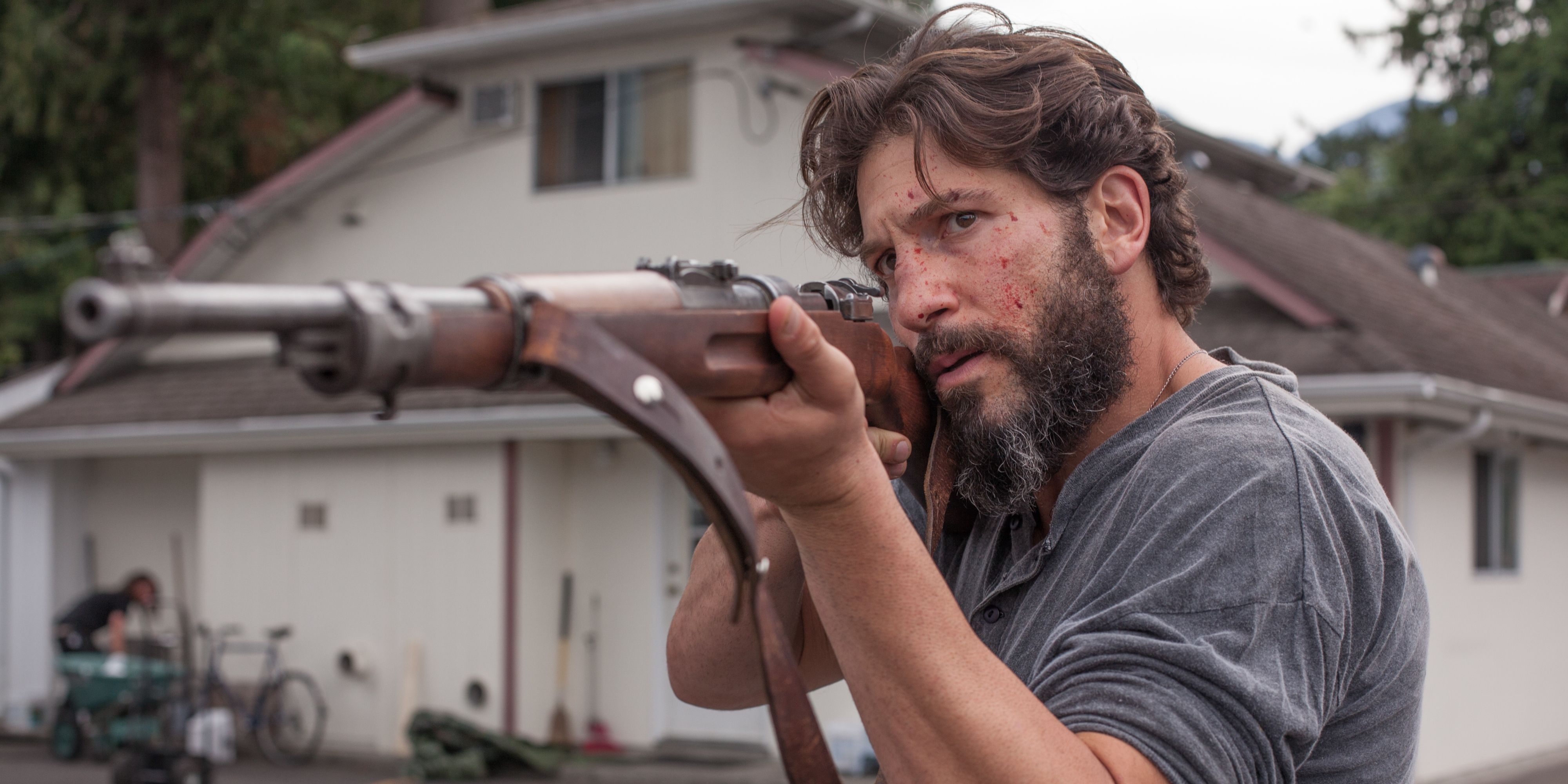 Sam (Jon Bernthal) pointing a gun in &lsquo;Sweet Virginia&rsquo;