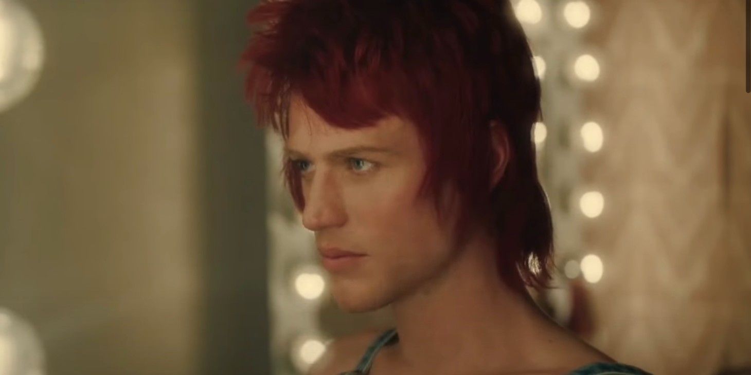 Johnny Flynn as David Bowie in Stardust
