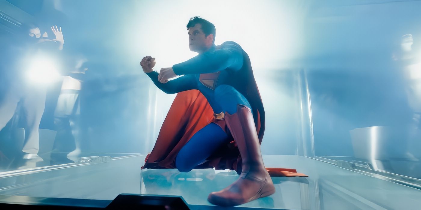 David Corenswet as Superman throwing a punch in Superman 