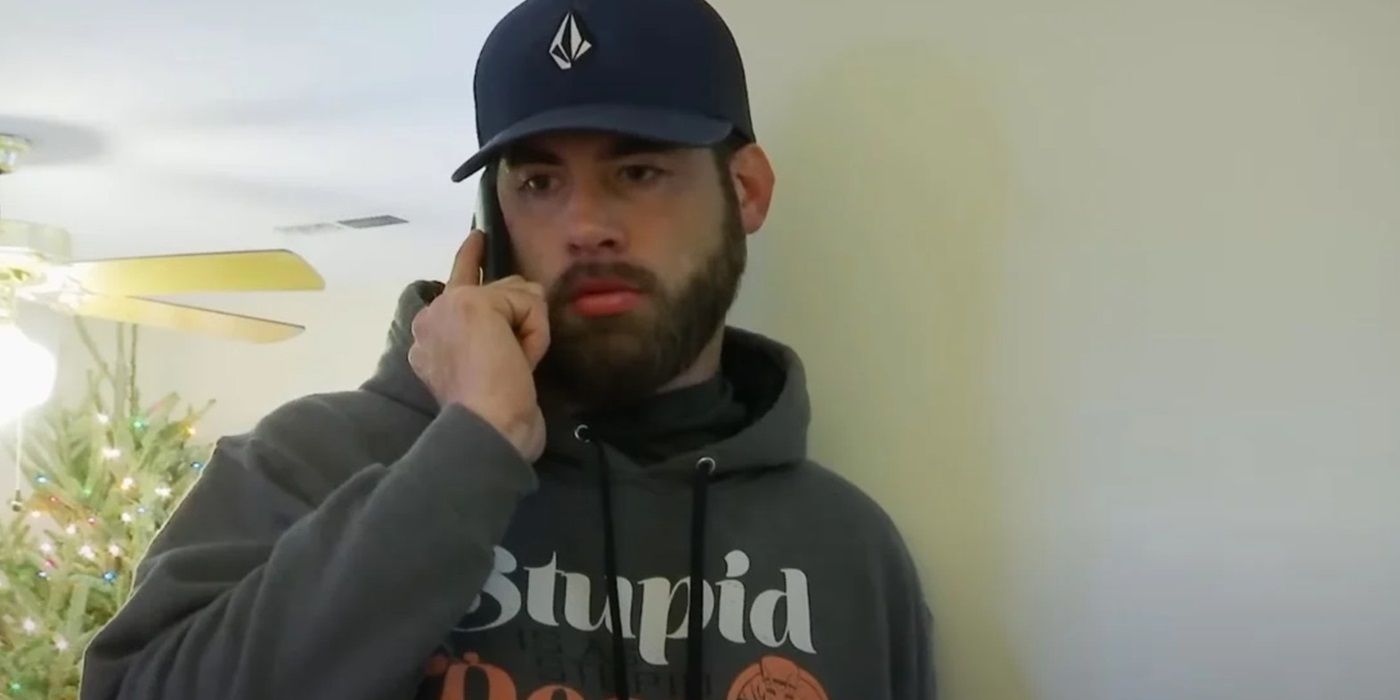 'Teen Mom' star David Eason talking on the phone