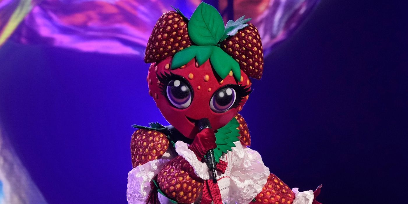 Strawberry Shortcake takes the stage on 'The Masked Singer' Semi Finals.