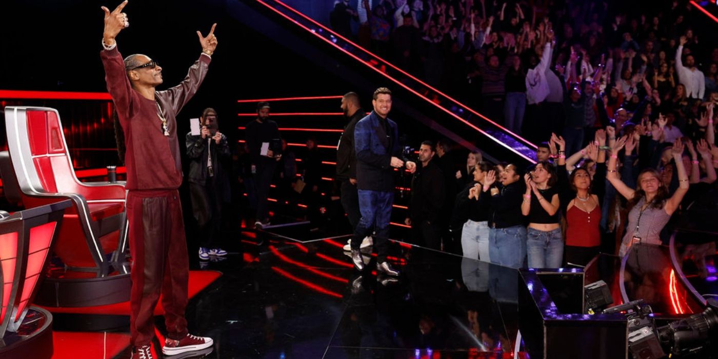 Snoop Dogg hypes up the crowd during 'The Voice' Season 26.