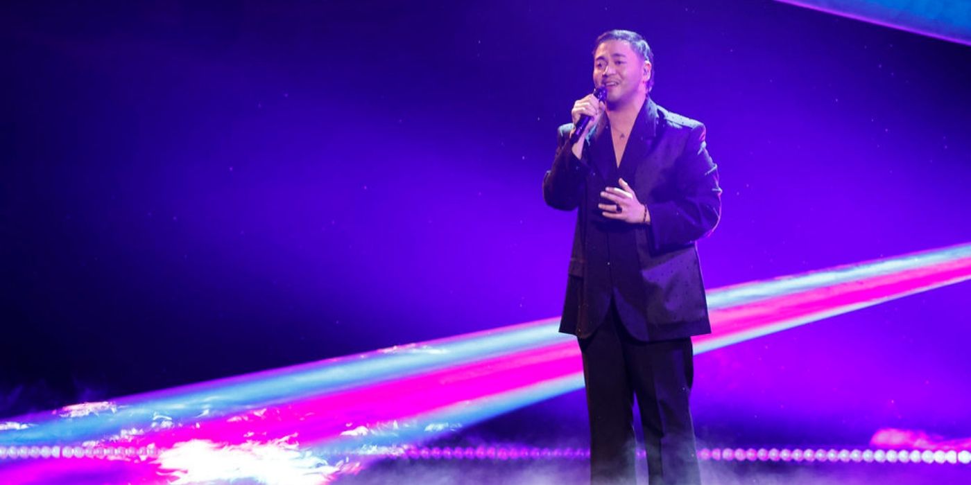 Sofronio Vasquez performs on 'The Voice' Season 26 finale.