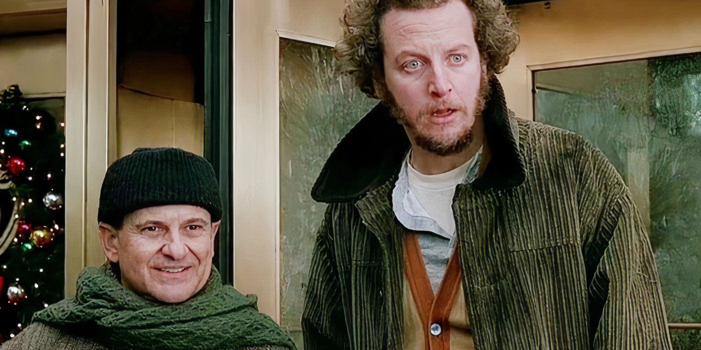 Harry (Joe Pesci, left) and Marv (Daniel Stern, right) in &lsquo;Home Alone 2: Lost in New York&rsquo;