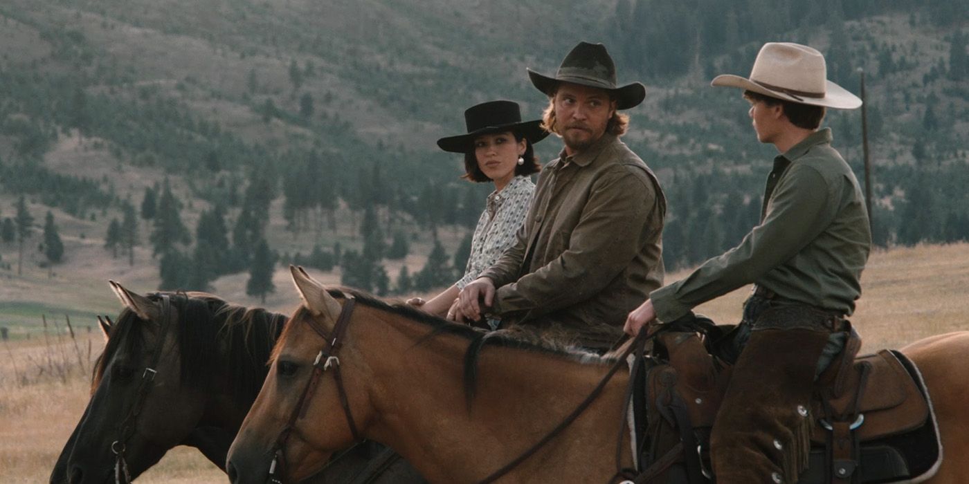 Monica (Kelsey Asbille), Kayce (Luke Grimes), and Tate (Brecken Merrill) on horseback on 'Yellowstone'