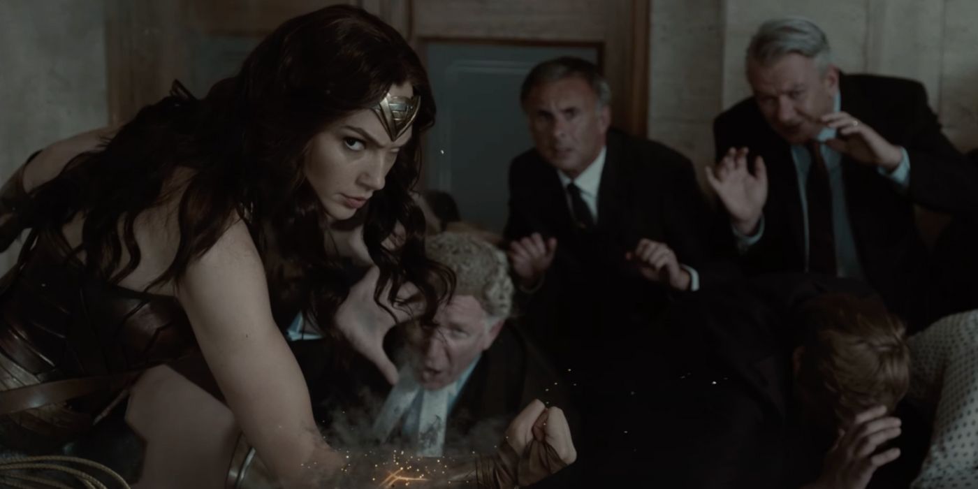 Wonder Woman saves civilians from bullets in Zack Snyder's Justice League