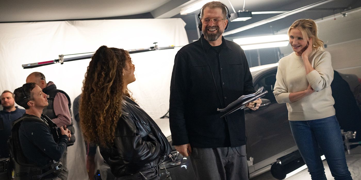 McKenna Roberts, director Seth Gordon and Cameron Diaz laughing on the set of Back in Action