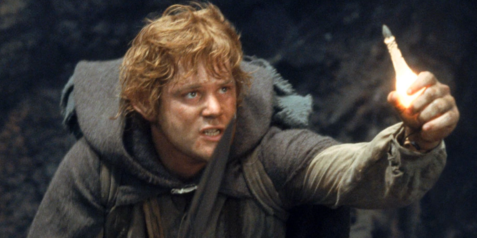 Samwise Gamgee holding the Phial of Galadriel in The Lord of the Rings trilogy