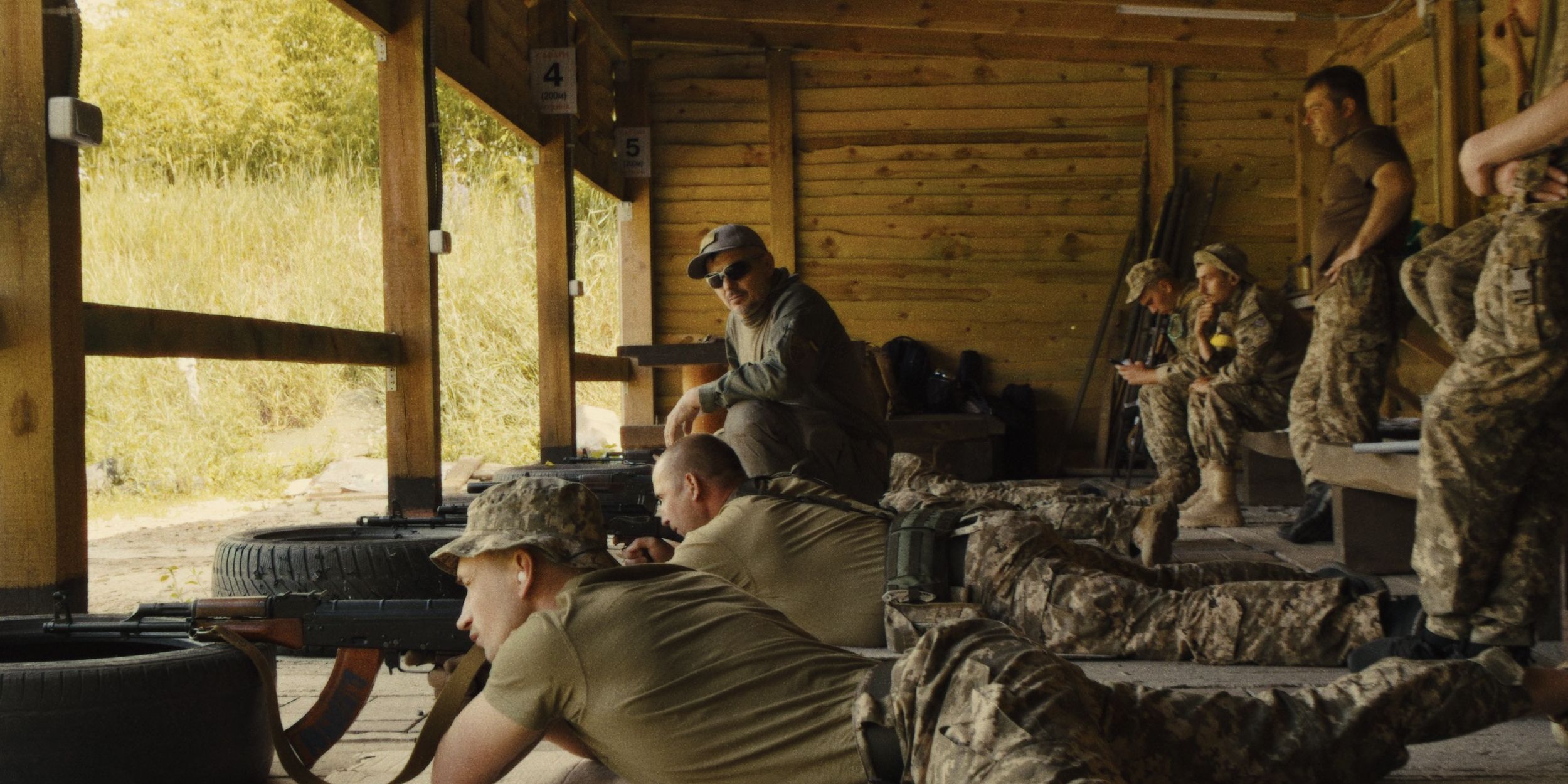 Civilian soldiers training in &lsquo;Porcelain War&rsquo;