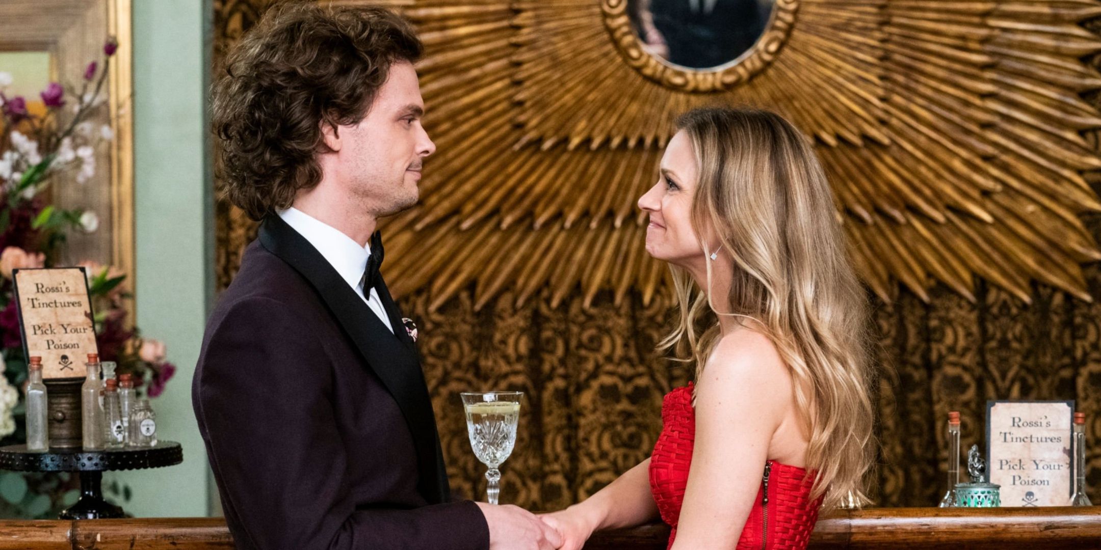 Matthew Gray Gubler as Spencer Reid and A.J. Cook as JJ in Criminal Minds.