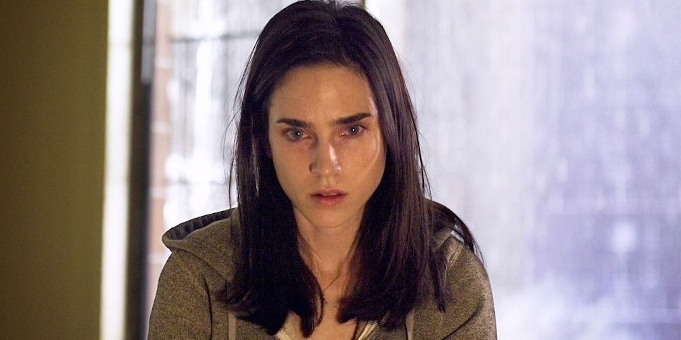 Jennifer Connelly as Dahlia Williams in Dark Water