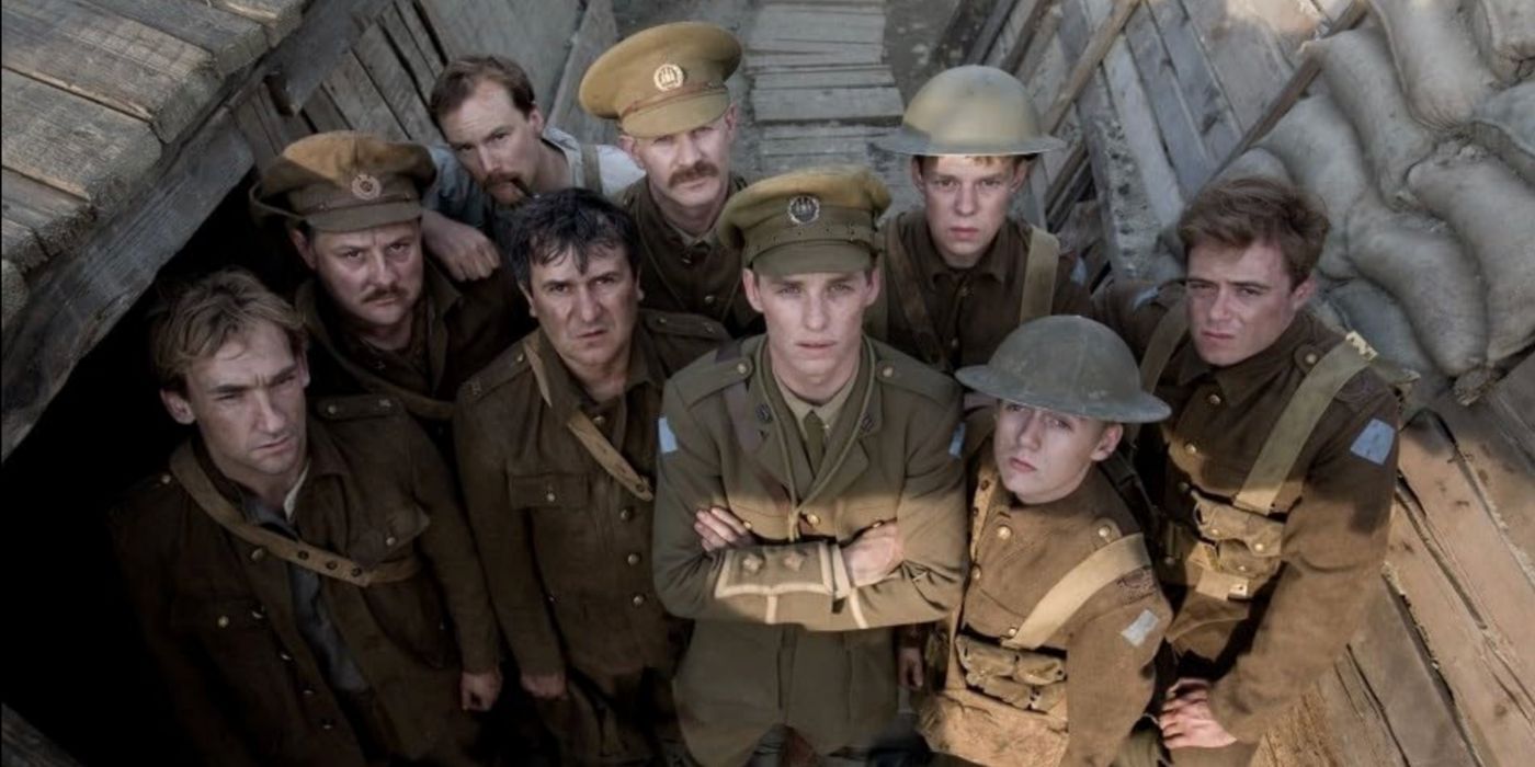 Eddie Redmayne as Stephen Wraysford with his troops