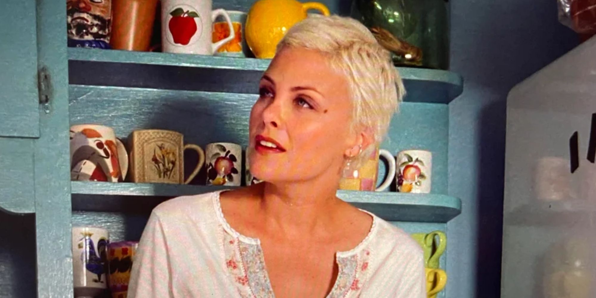 Sasha (Sherilyn Fenn) in the Gilmore Girls &ldquo;Here Comes the Son&rdquo;
