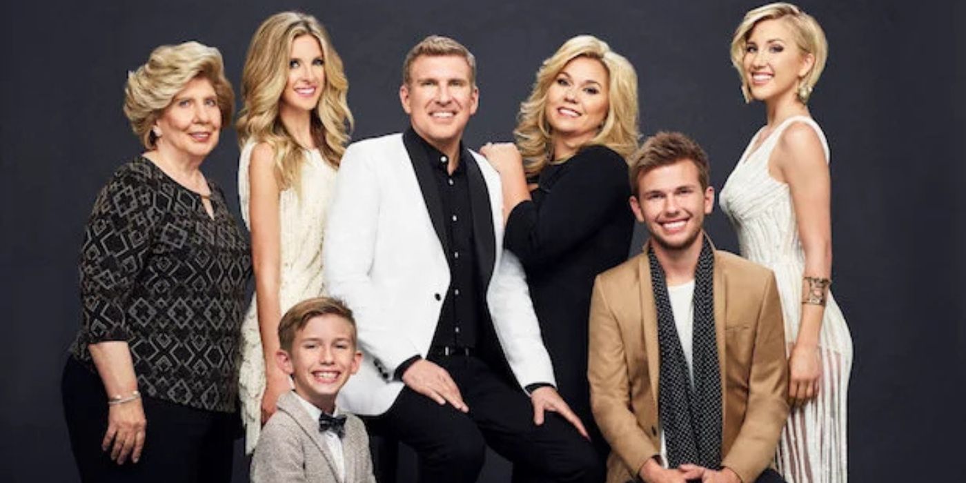The Chrisley family poses for promo photo for 'Growing Up Chrisley.'