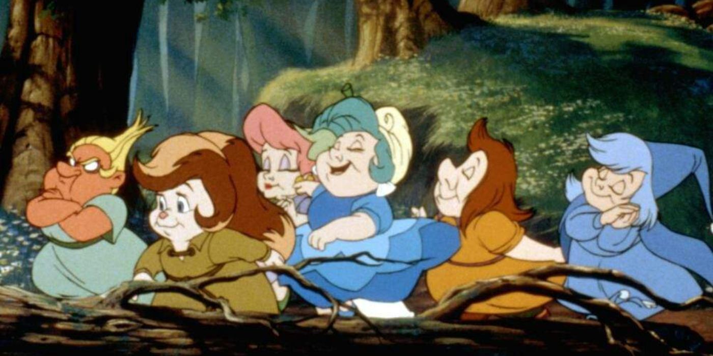 The seven Dwarfettes walk along