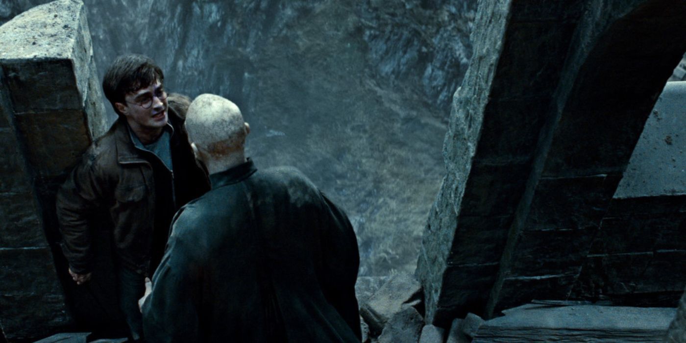 Harry Potter, played by Daniel Radcliffe, talking with Voldemort, played by Ralph Fiennes, in &lsquo;Harry Potter and the Deathly Hallows: Part 2.'