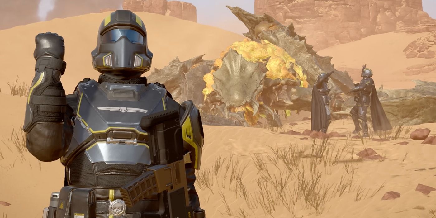 Helliver frente a un bicho en 'Helldivers 2'