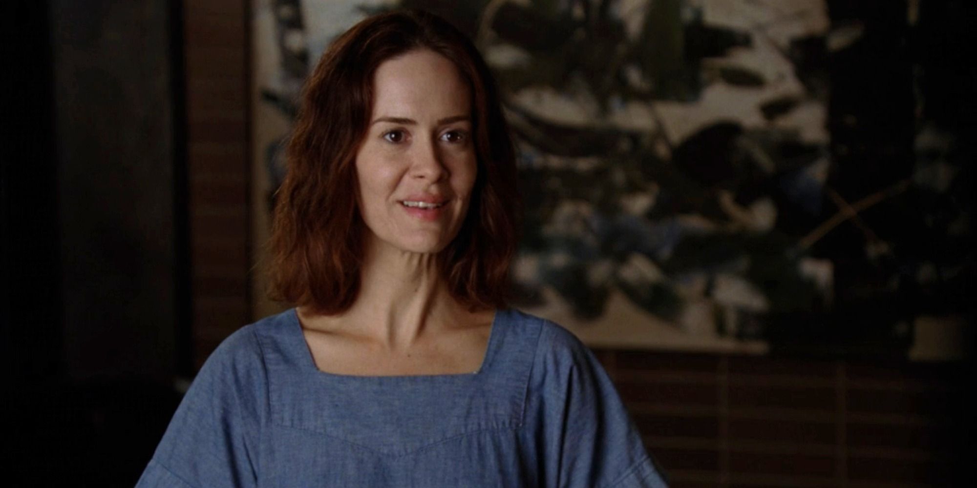 Lana (Sarah Paulson) escapes to Dr. Thredson's house in S2, E5 of 'American Horror Story: Asylum.'