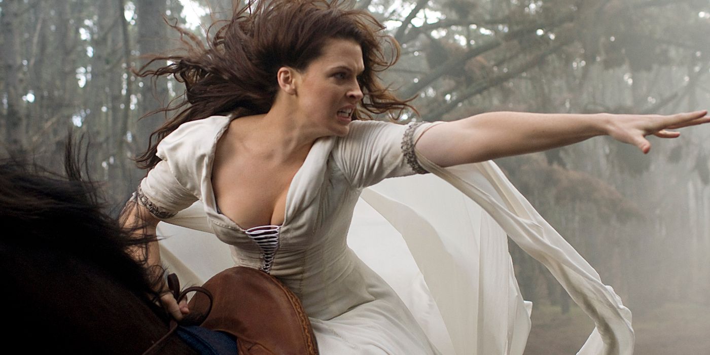 Bridget Regan on horseback in Legend of the Seeker.