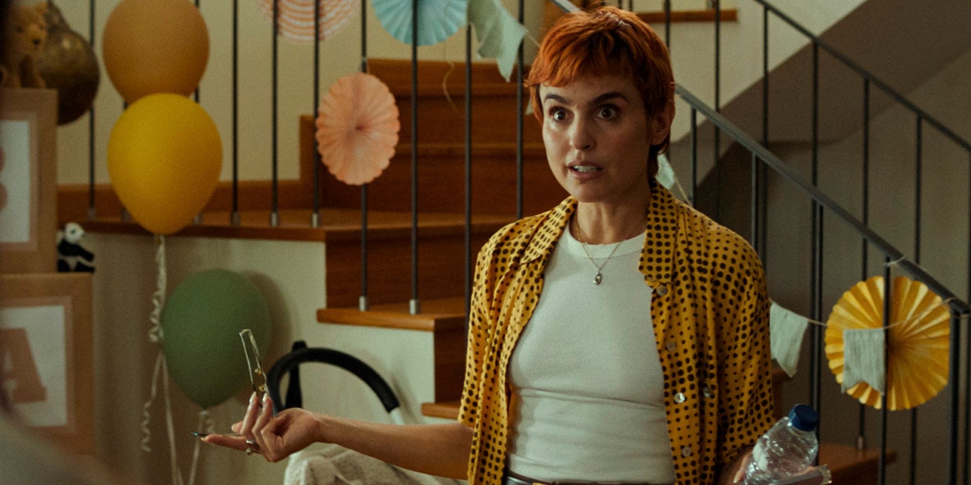 Verónica Echegui as Marta in Love You to Death