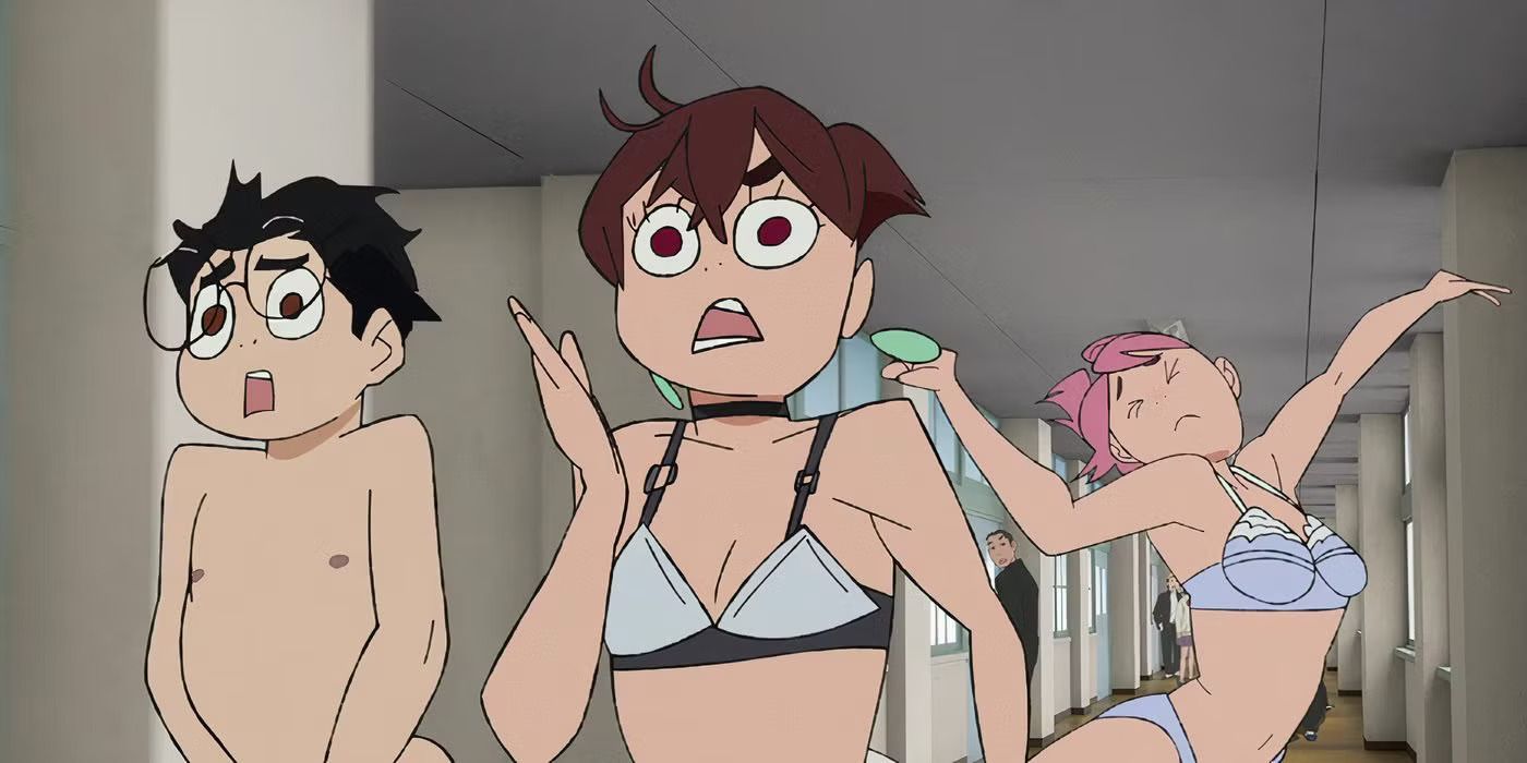 Momo, Okarun, and Aira running away naked in the school in Dandadan