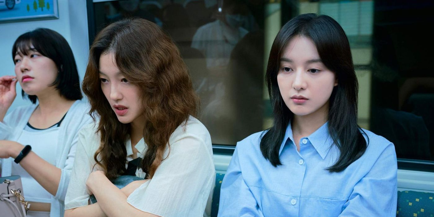 Kim Ji-won and Lee El sitting side by side on public transportation in My Liberation Notes.