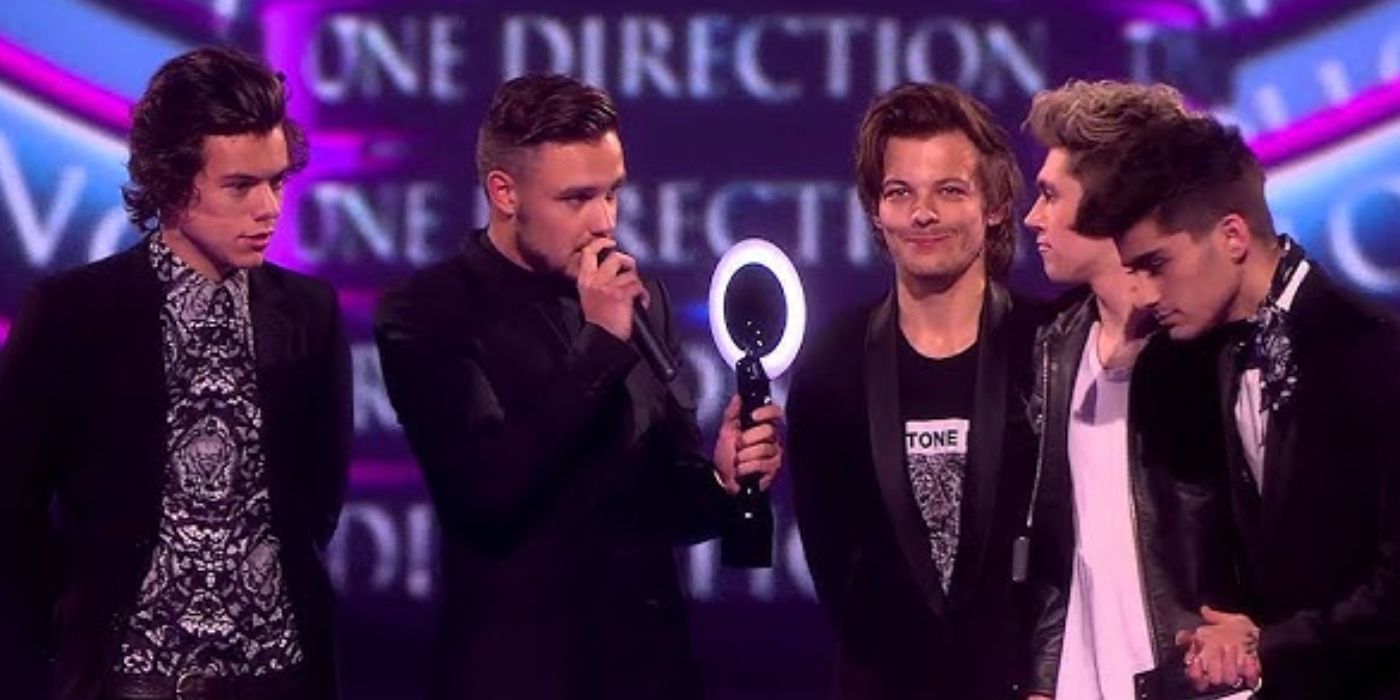 One Direction accepting the award for British Video of the Year at 2014's BRITs.