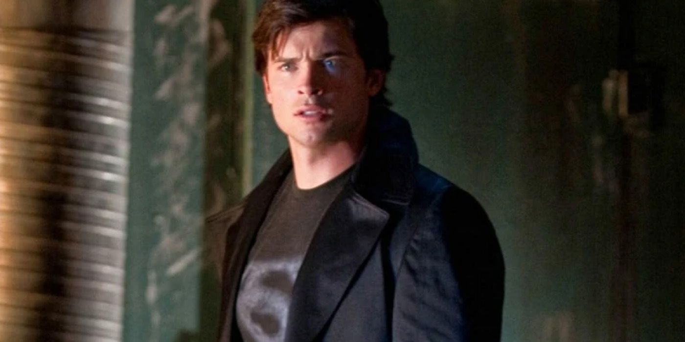 Clark Kent (Tom Welling) arrives as the Blur in the 'Smallville' episode 