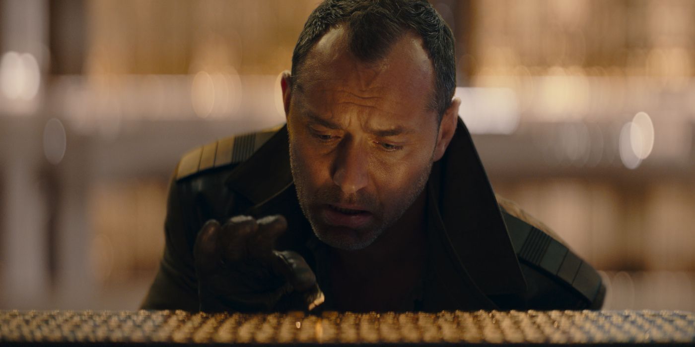 Jude Law in Star Wars: Skeleton Crew Episode 7