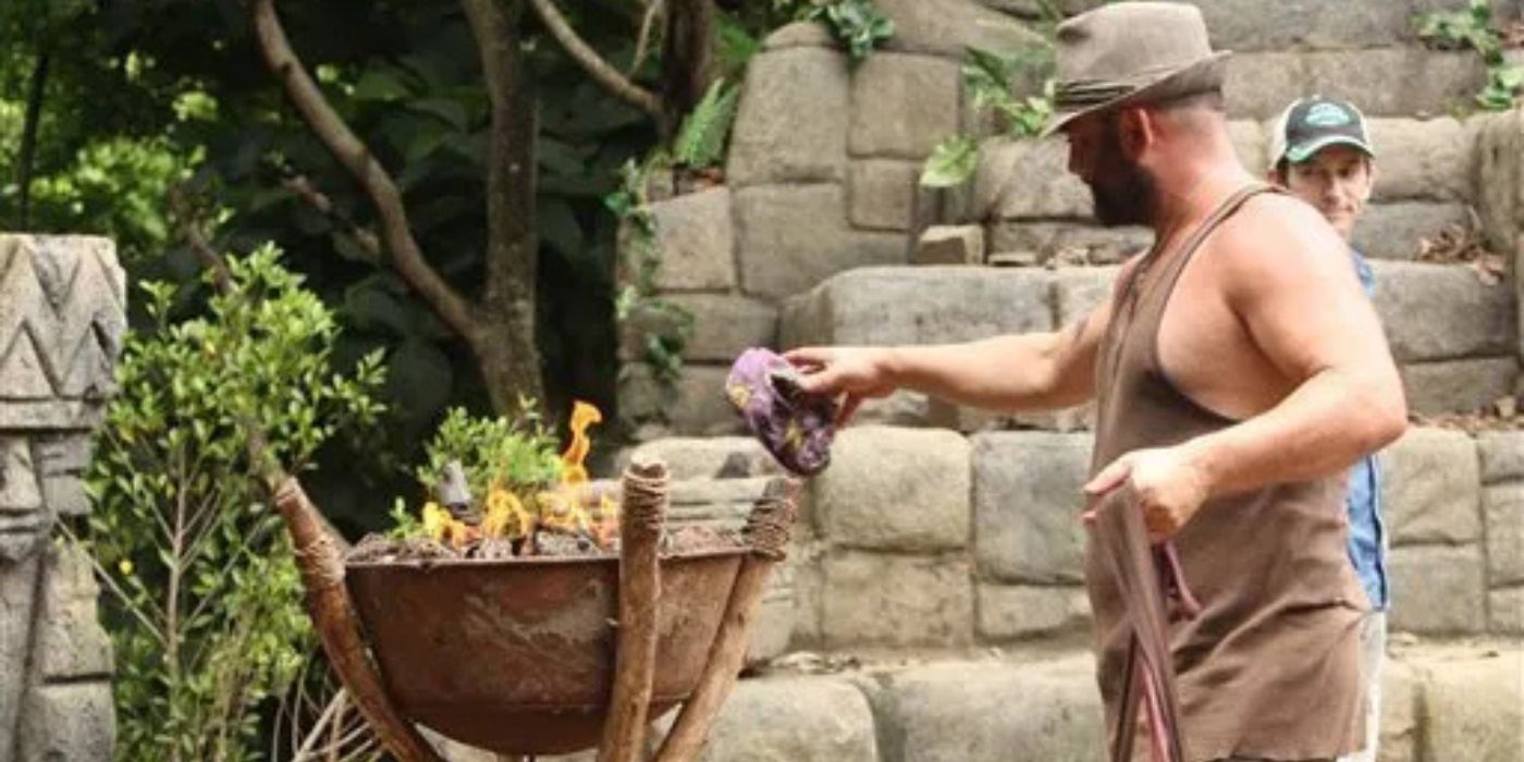 Russell Hantz burns his buff on &lsquo;Survivor: Redemption Island.'