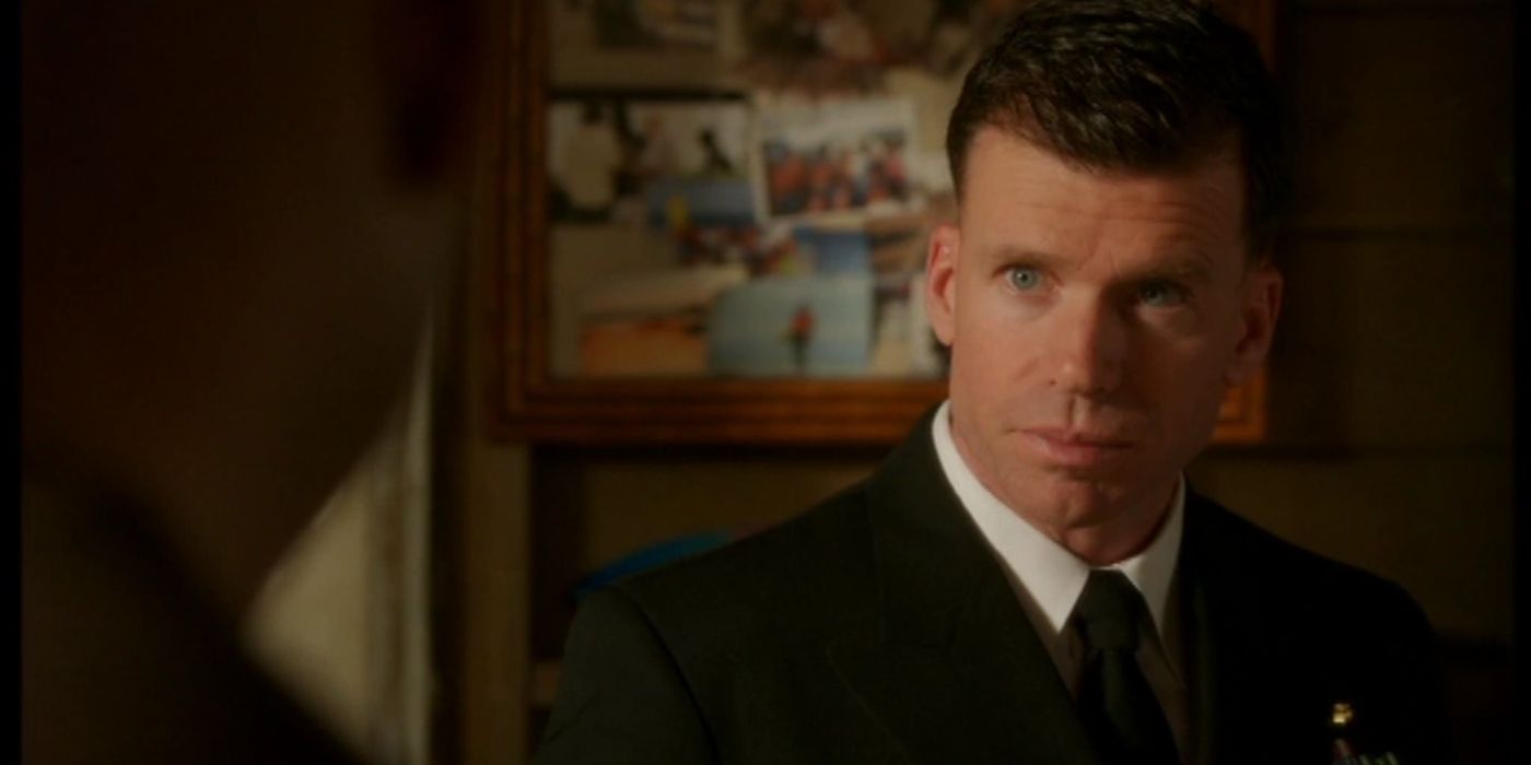 Taylor Sheridan as Navy Captain Jennings looking at someone off screen in NCIS: Los Angeles.