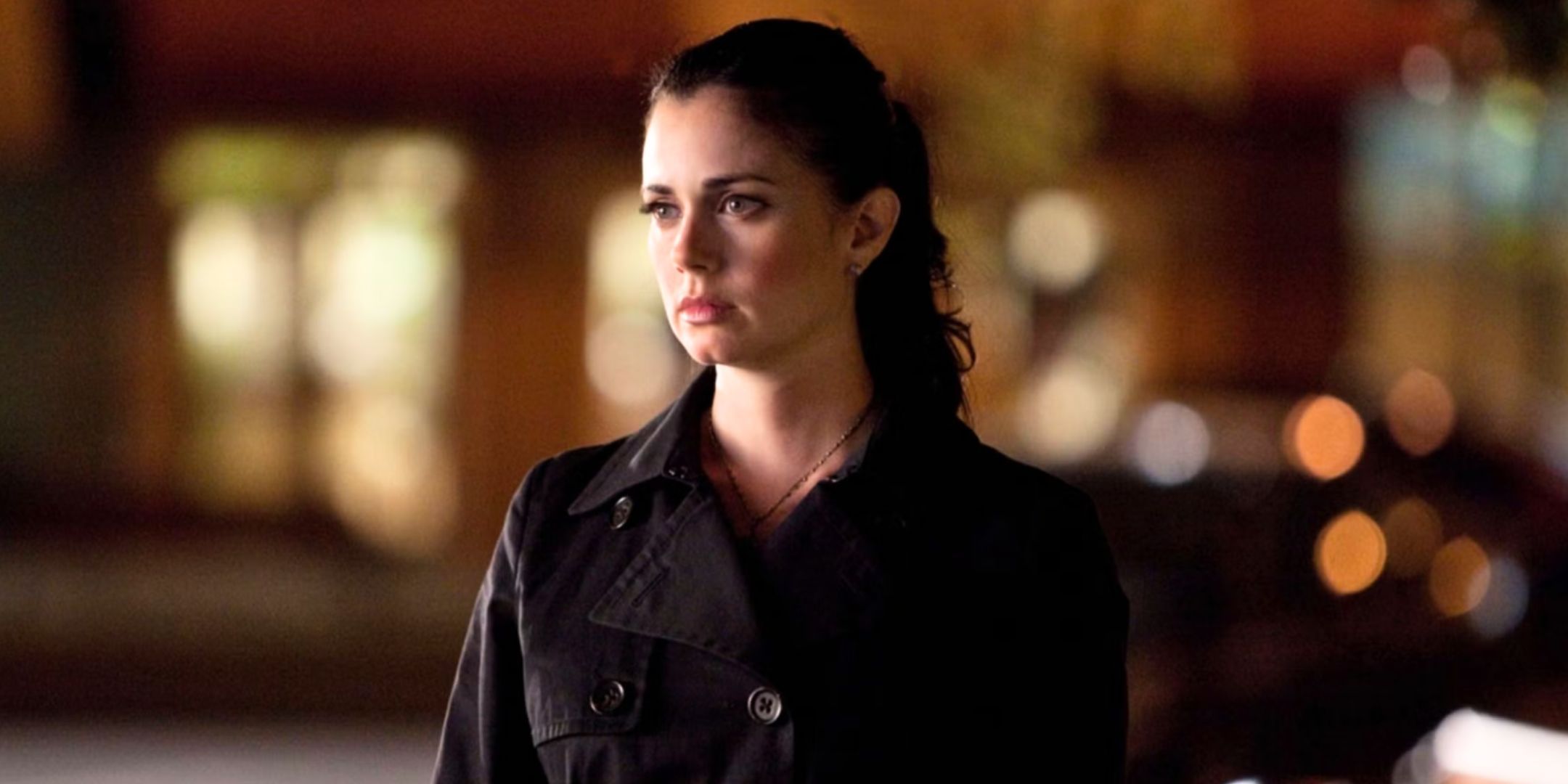 Mia Kirshner as Isobel Flemming in The Vampire Diaries