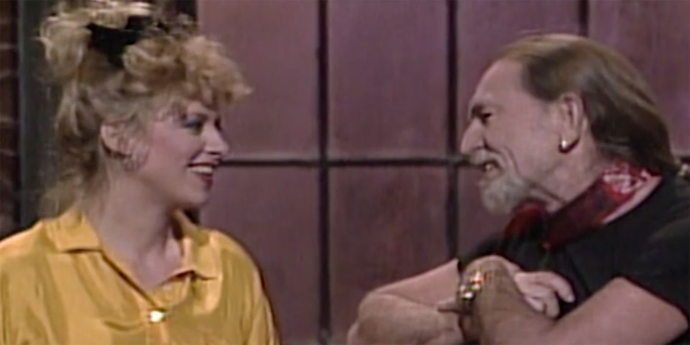 Willie Nelson sings with Victoria Jackson while hosting Saturday Night Live.