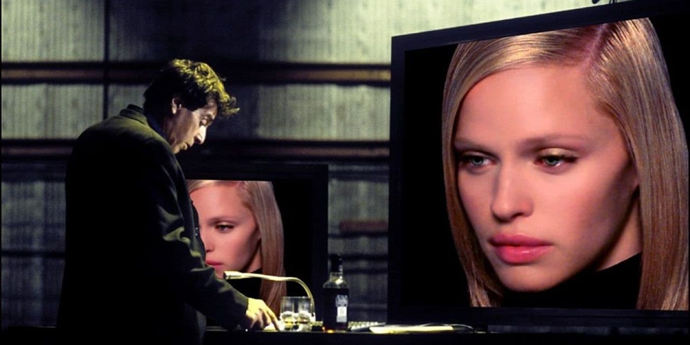 Al Pacino controling Rachel Roberts on computer in S1m0ne
