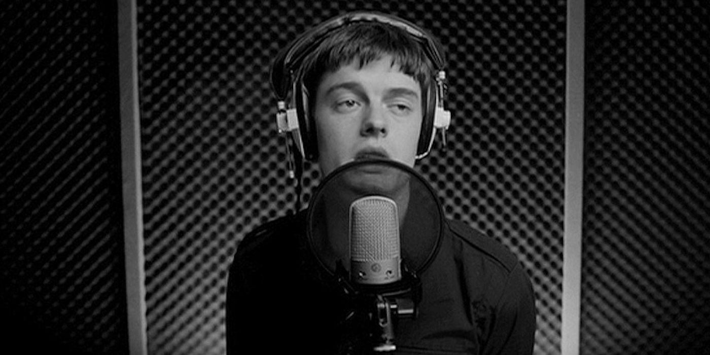 Sam Riley as Ian Curtis in the recording studio in Control