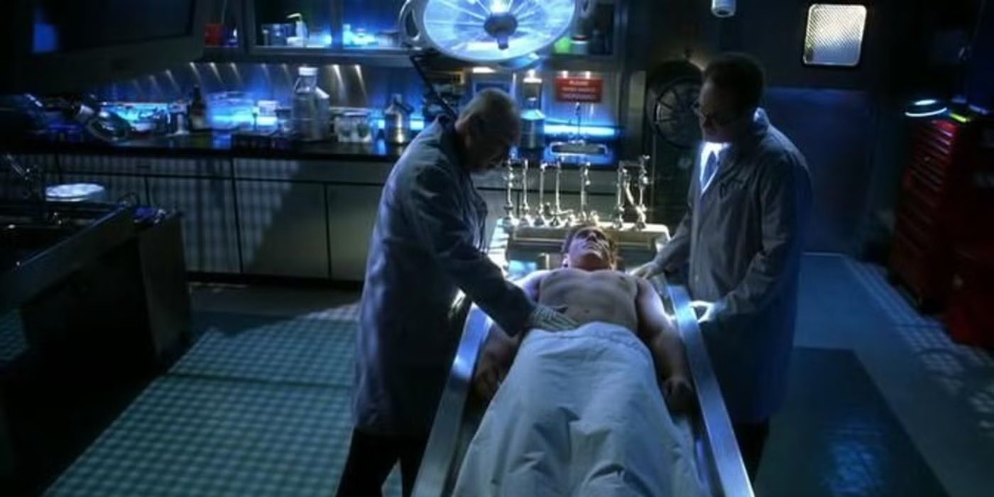 Two CSI agents examine a body in a morgue in CSI episode 4x4.