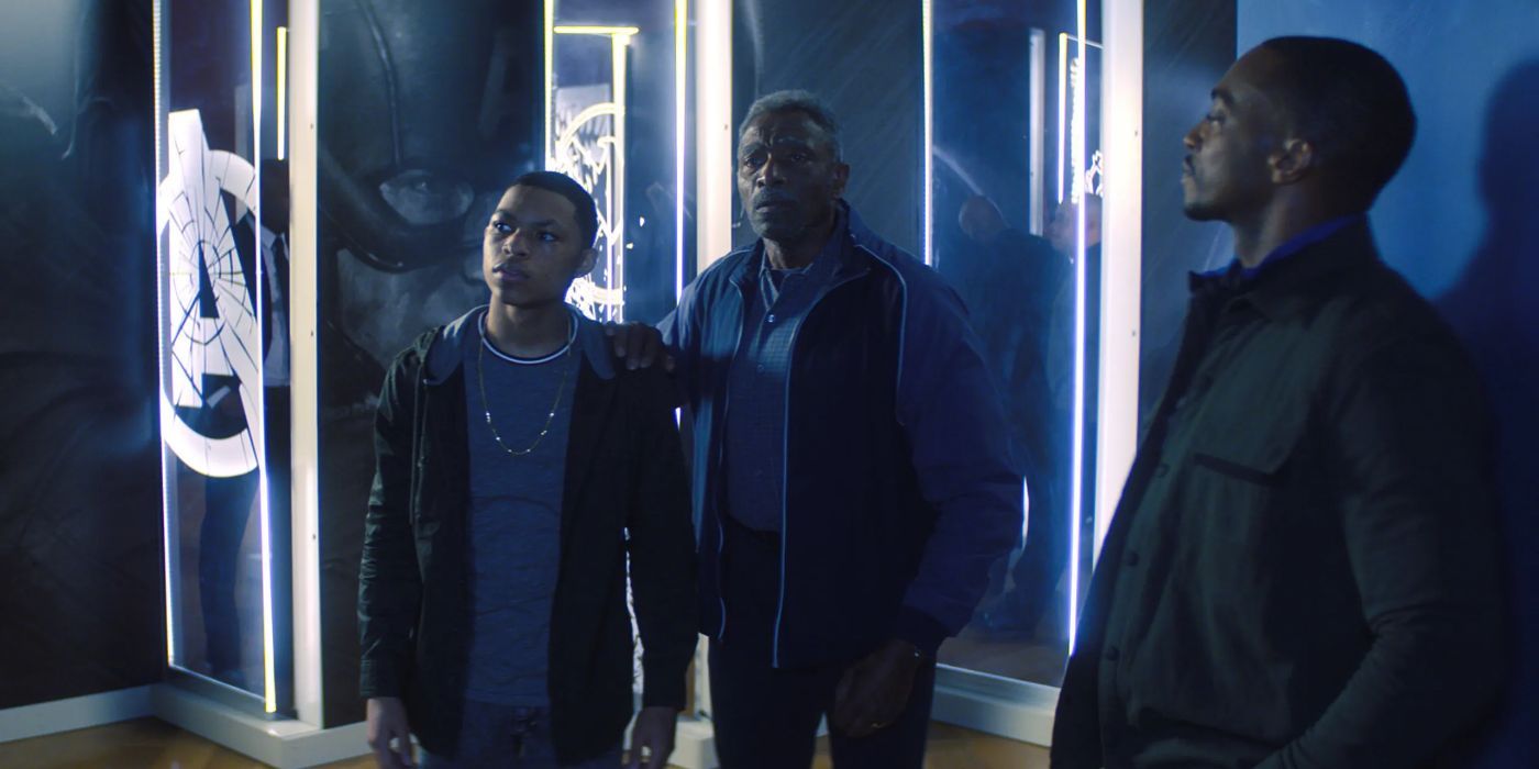 Sam Wilson (Anthony Mackie) showing Isaiah Bradley (Carl Lumbly) the Captain America exhibit in &lsquo;The Falcon and the Winter Soldier&rsquo;